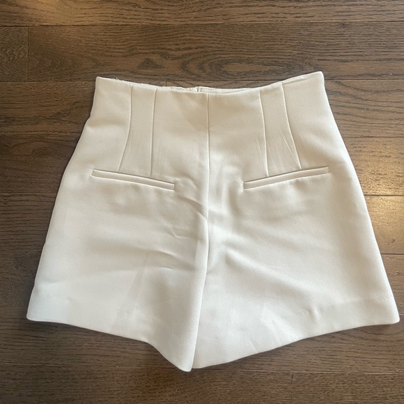 Zara High Waisted Shorts - Picture 2 of 5